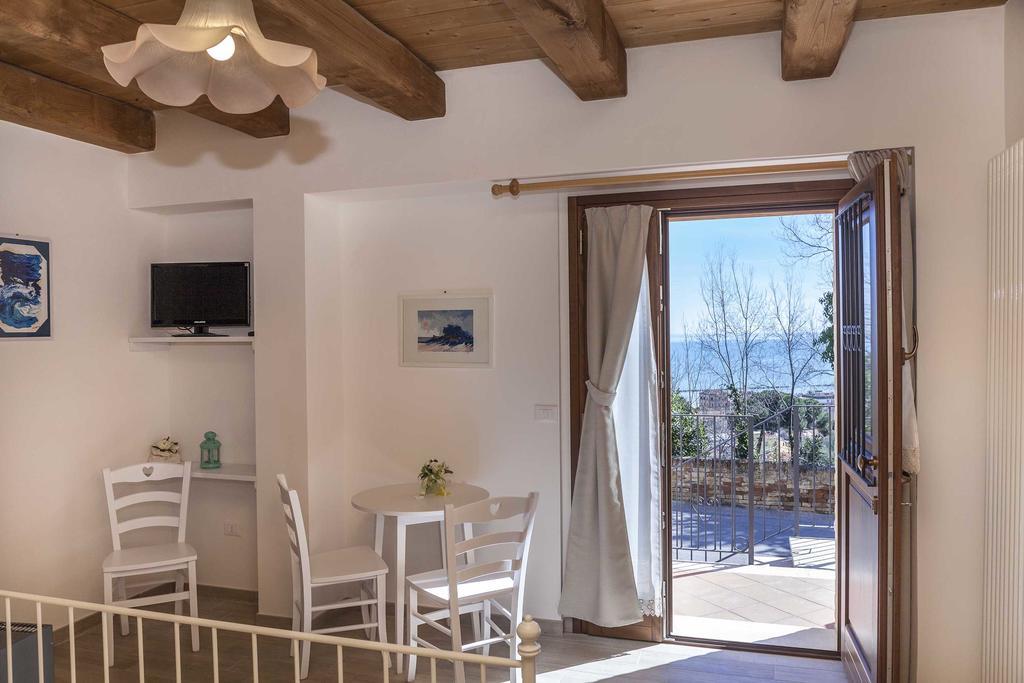 Villa Fiorita Grottammare Kültér fotó